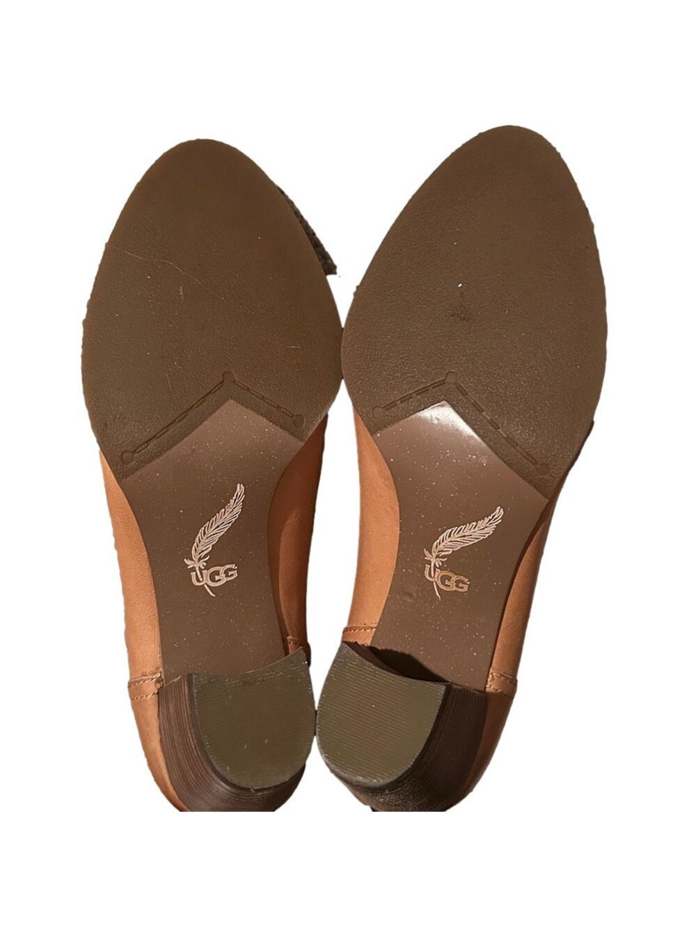 UGG Women’s Thames Seaweed Perf Sun Tan Leather Bootie Size 6 - Picture 12 of 12